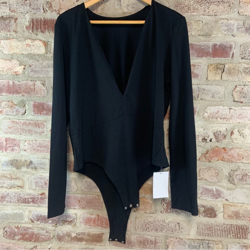 Black long sleeve body suit 2XL NWT